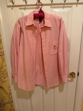 Lauren Ralph Lauren Pink Button-Up Shirt with Gold Crest vintage